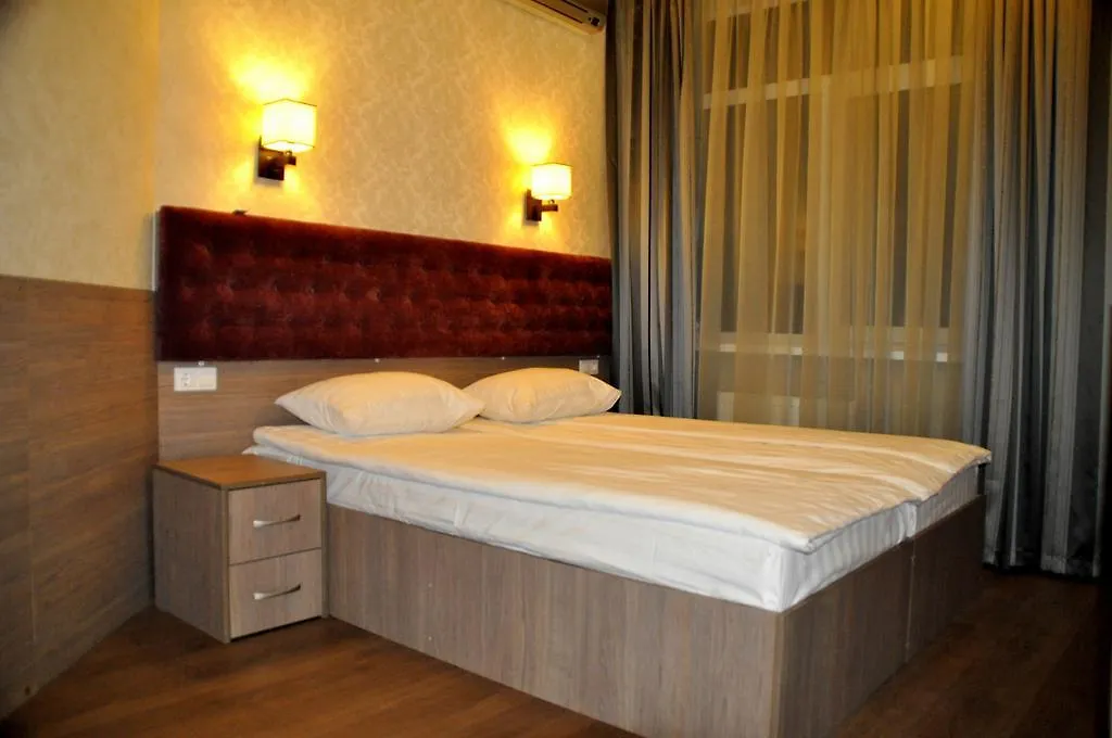 Hotel Classic Κίεβο 3*,  Ουκρανία